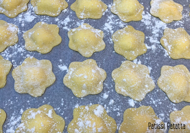 Recette de raviolis au citron, raviolis au citron et ricotta, raviolis maison, pâte à raviolis, farce à raviolis, sauce pour raviolis, sauce crémeuse au parmesan, plat principal, végétarien, pâtes farcies au citron, patissi-patatta