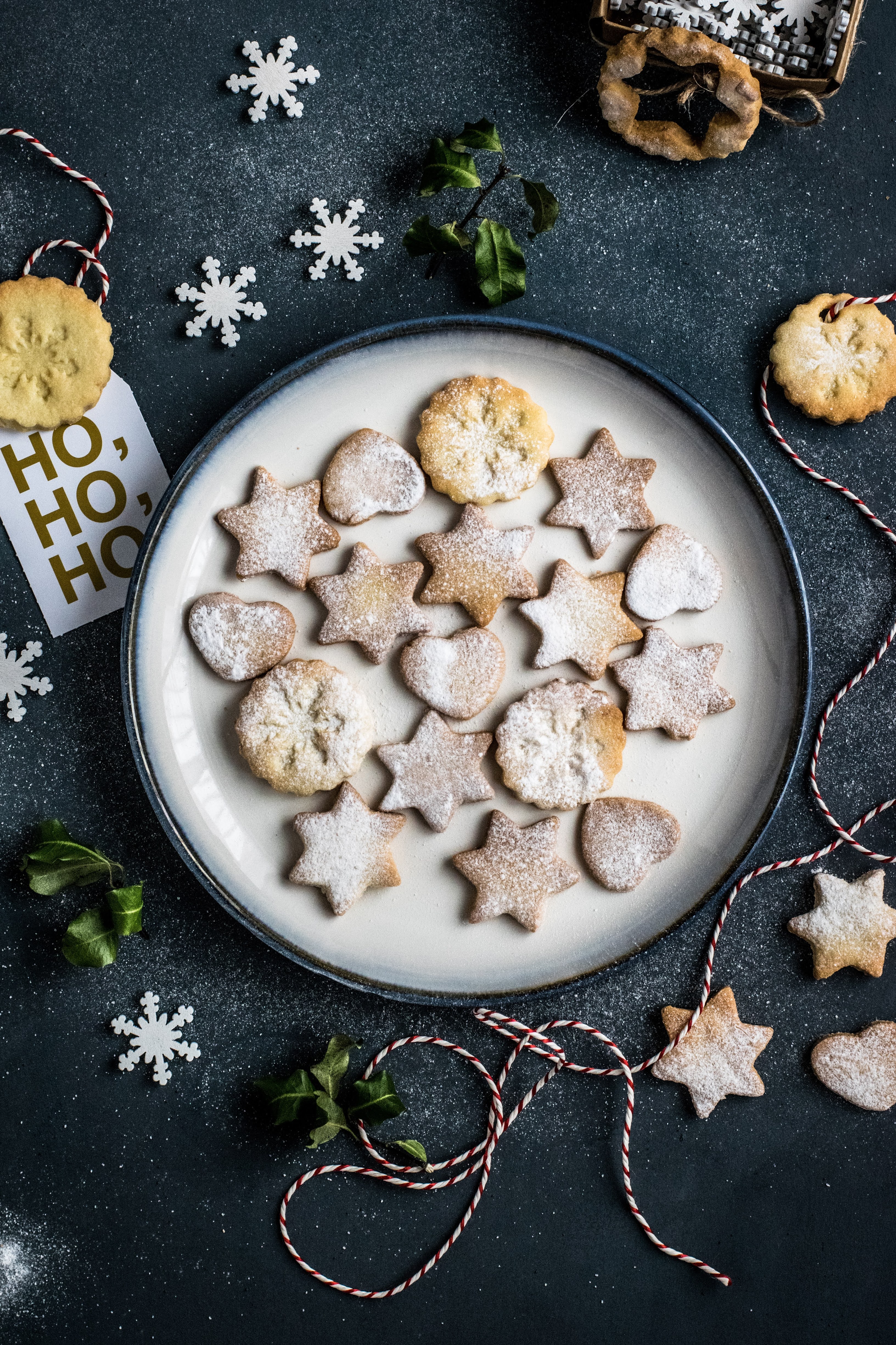 Butter Cookies on Plate | Photo by Monika Grabkowska via Unsplash