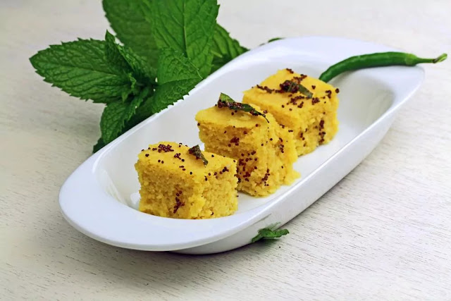 Khaman Dhokla Recipe in Hindi