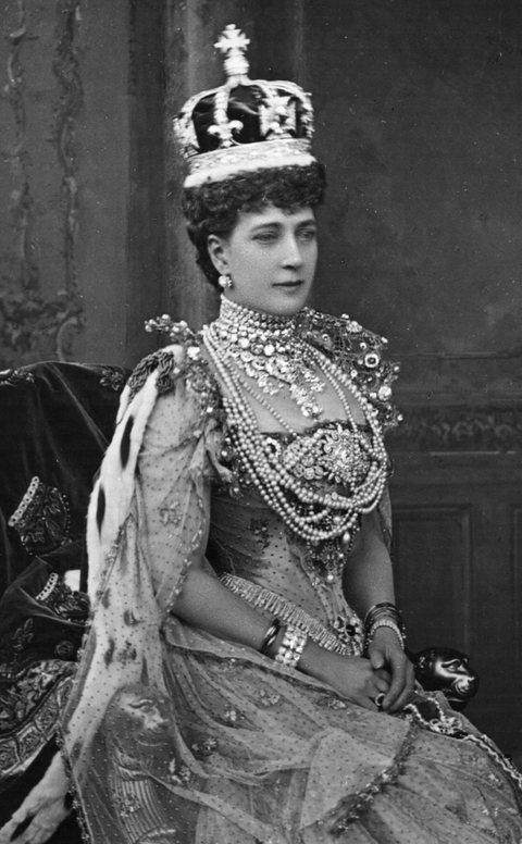 Alexandra's coronation outfit Bertie became King Edward VII on Queen 