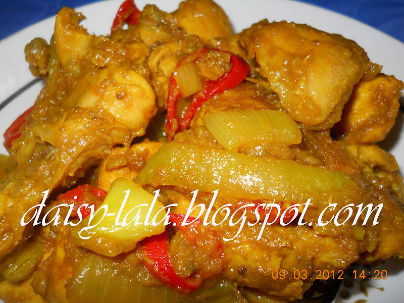 Daisy-lala: Ayam Goreng Kunyit