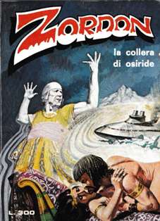 Zordon 42 [La collera di Osiride] - 21 Dicembre 1976 | CBR 215 dpi | Mensile | Fumetti | Erotico | Fantascienza
IL VOLUME CONTIENE MATERIALE V.M.18 - NON PRELEVARE SE MINORENNI
Numero volumi : 51
Si tratta di una collana di fantascienza un po' particolare, in quanto essendo la trama basata sui viaggi temporali, il genere delle storie varia a seconda delle epoche, dal western agli antichi greci, dalla preistoria ai vichinghi ecc, naturalmente con i soliti e piacevoli intermezzi sexy. La storia inizia nella Luisiana del 1800, dove alcuni extraterrestri con a capo il «pensante» Zordon arrivano da Saturno per studiare il pianeta Terra e si insediano negli abissi del golfo del Messico.
Zordon, nel corso delle prime avventure, si impadronisce del cervello di Jane Marlowe, praticamente la protagonista della serie, realizza la macchina del tempo secondo gli insegnamenti del prof. Morrison e col corpo della ragazza inizia i viaggi nel tempo, vivendo storie di vario genere, dal passato al futuro con continui colpi di scena e notevoli cambiamenti nel filo conduttore della lunga saga.
Si tratta pertanto di una delle migliori serie di genere fantastico di quel periodo, con una trama originale e ben congegnata, i testi sono di Ennio Missaglia e Carmelo Gozzo. I disegni,molto curati, sono in gran parte di Bruno Marraffa, mentre la fascia dal 43 al 49 sono dello Studio Origa.
IL VOLUME CONTIENE MATERIALE V.M.18 - NON PRELEVARE SE MINORENNI