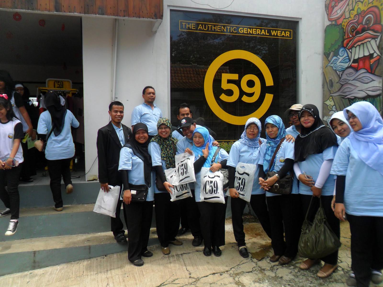 SMK PUTRA BANGSA DEPOK Kunjungan Industri 2013 SMK PUTRA BANGSA DEPOK Kunjungan Industri 2013