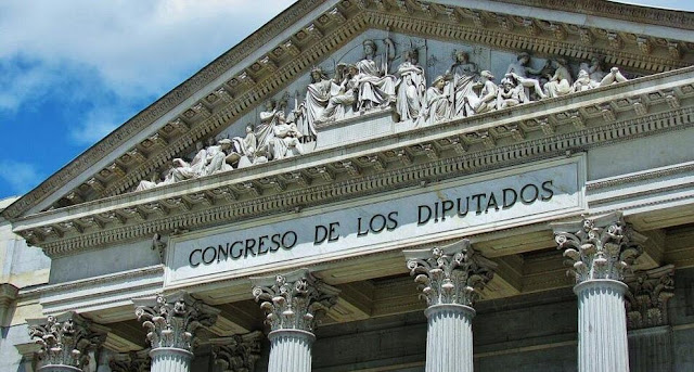 Siete tuits que recogen la sesión de control al Gobierno en el Congreso