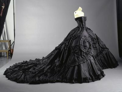 Classic Black Dress on Heart Wedding Dress  Maria Luisa Black Silk Taffeta Gown