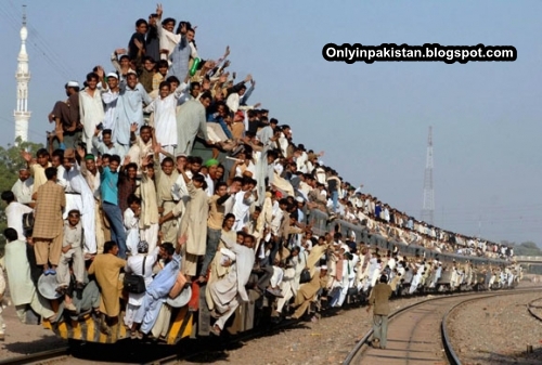 Funny Pakistani  Overcrowded Train