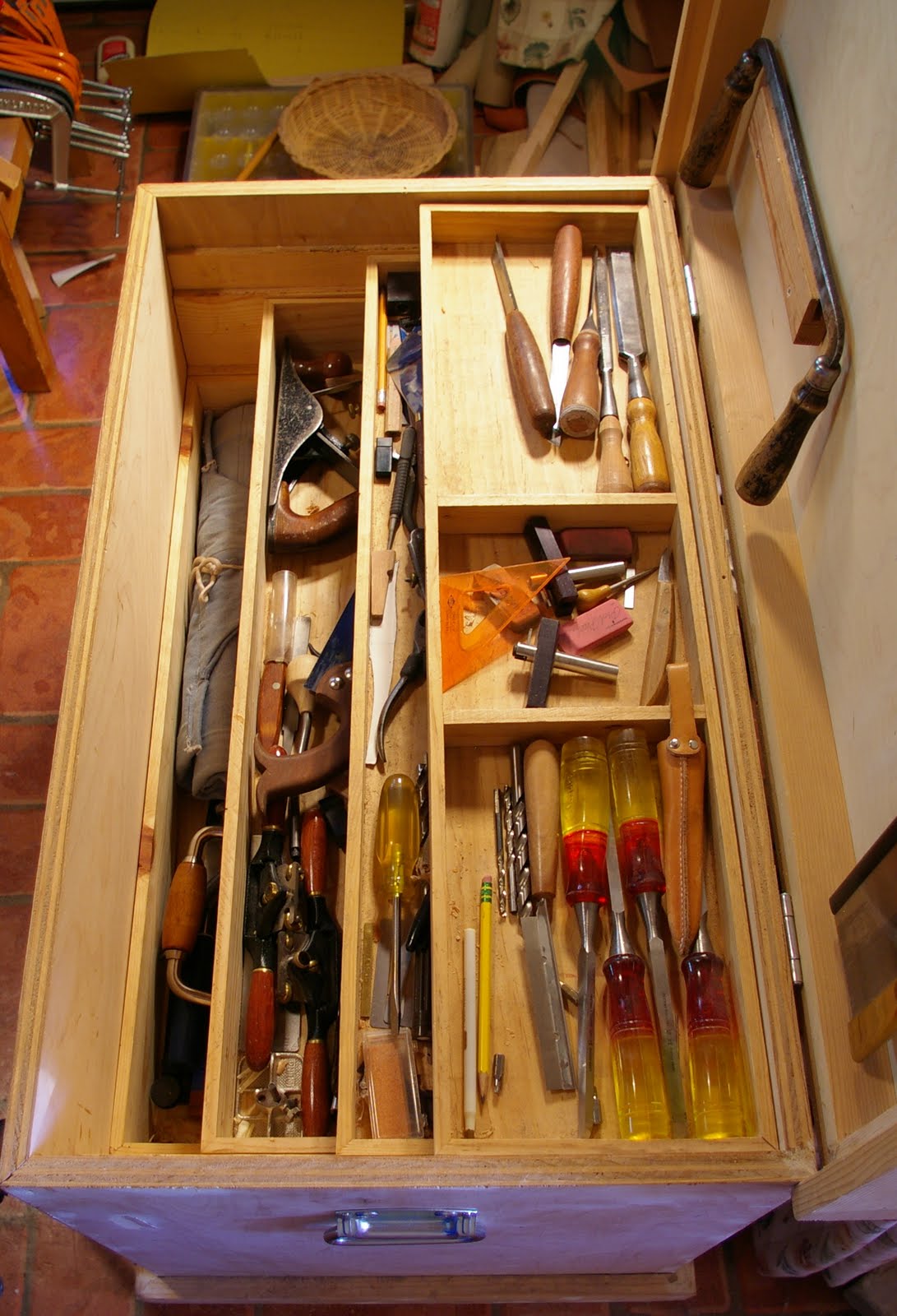 tool chest woodworking plans