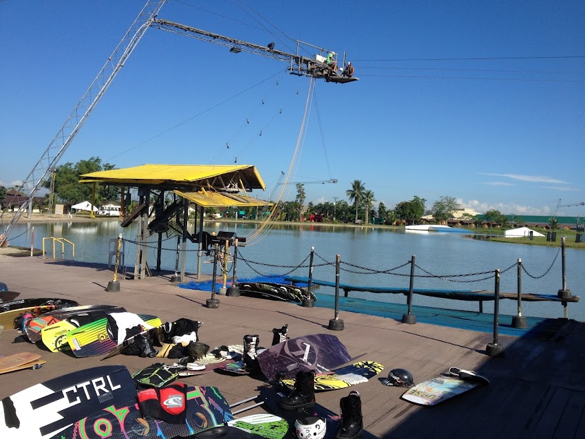 My First Wakeboarding Experience (Camsur Watersports Complex)