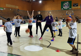 Manchester Giants Basketball kids training session scoring baskets