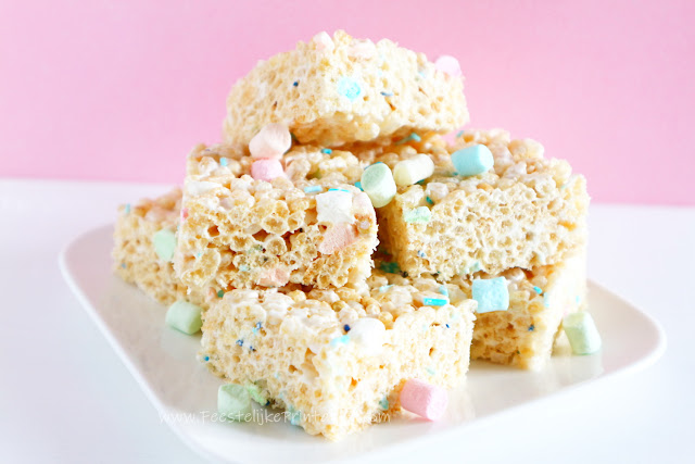 recept rice krispies, rice krispies treats, traktatie met rice krispies, kellogs rice krispies, recept met marshmallows, marshmallows recept, hoe maak je rice krispies koeken, koeken met cereals, cereals traktatie, recept kellogs