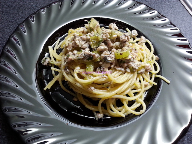 Pasta al pesto d'acciughe - Anchovy pesto pasta