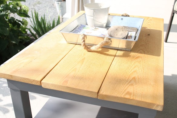Lack Coffee Table Ikea / Diy An Ikea Lack Hack Coffee Table Makeover Emmerson And Fifteenth / Jen over at city farmhouse is going to show us how to take a standard ikea coffee table and give it a wonderful barnwood look with a touch of a coastal feel.