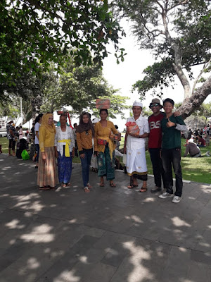 tanah lot bali, gambar tanah lot bali, makalah tanah lot, keindahan tanah lot, mitos tanah lot, keistimewaan tanah lot, fasilitas tanah lot, kebudayaan tanah lot bali, tiket masuk tanah lot bali, tanah lot bali google maps, tanah lot adalah, tanah lot bali gambar, tanah lot malang, tanah lot hd, tanah lot bedugul, tanah lot deskripsi, tanah lot temple, tanah lot pagi hari, sunset tanah lot