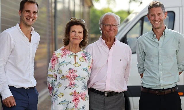 King and Queen of Sweden visited Gårdsfisk company in Skåne, an integrated farm and aquaculture farm that raises fish