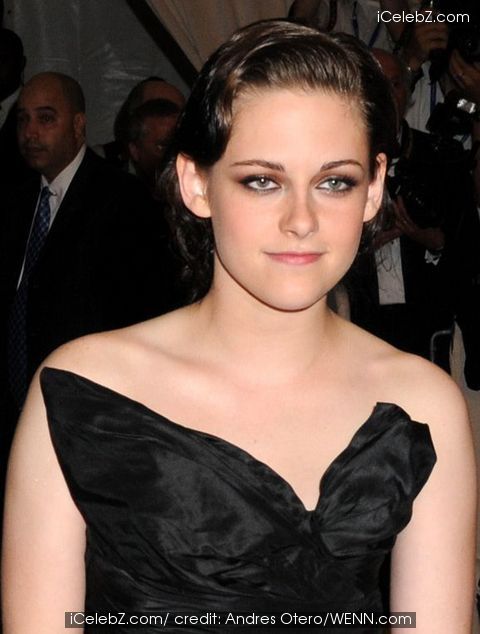 View Kristen Stewart hot pics,