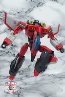 Transformers Legacy Armada Universe Starscream 17