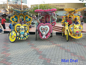 Bercuti Tempat Menarik Melaka Dataran Pahlawan Beca Melaka