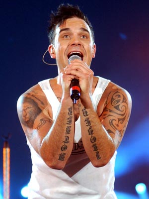 Robbie Williams Tattoos on Zo Patong Magazine  Celebrity Tattoos Pan L  Mpawl Khat