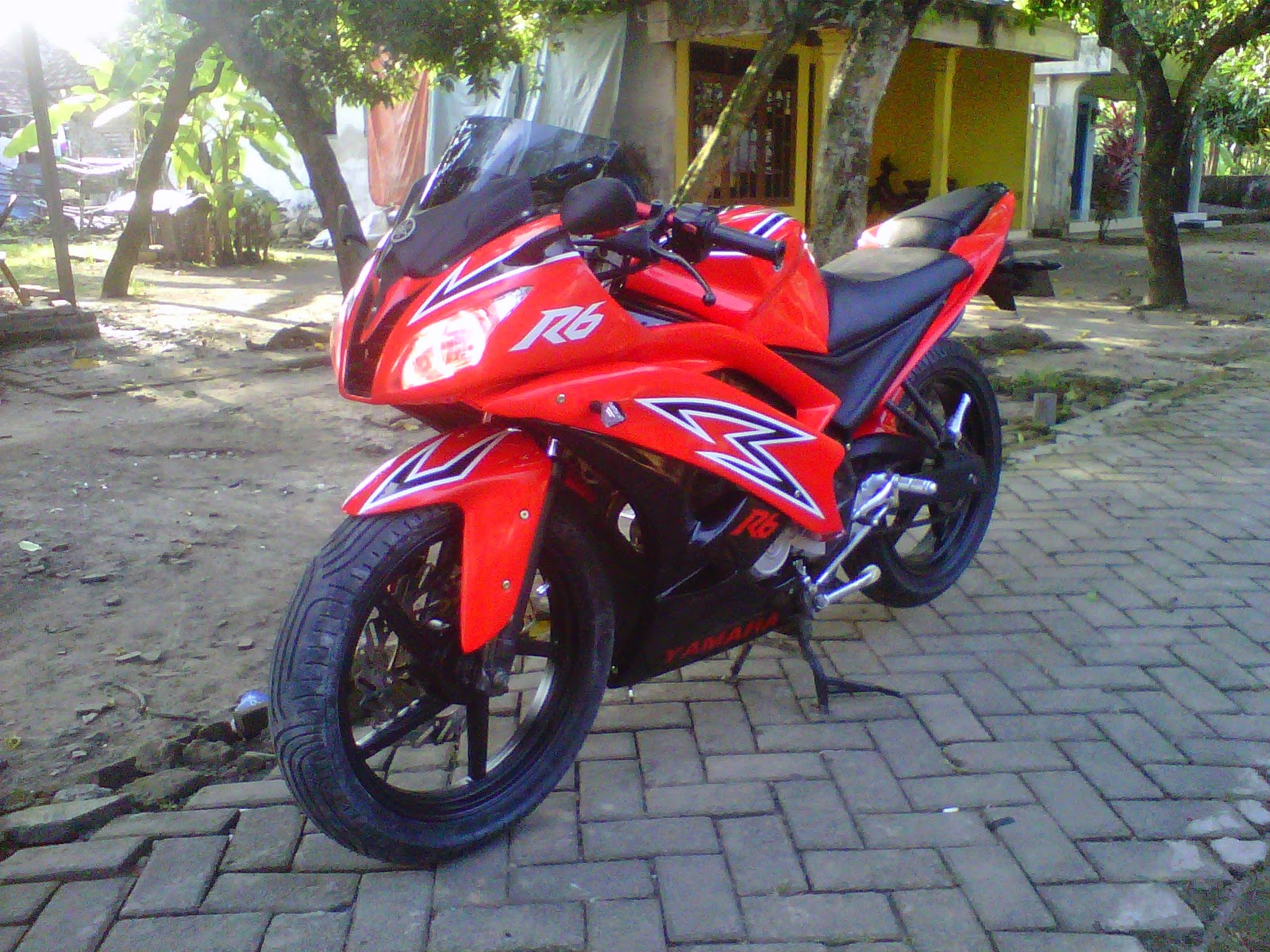 Sentral Modifikasi Jawa Timur Old Vixion Modif R6