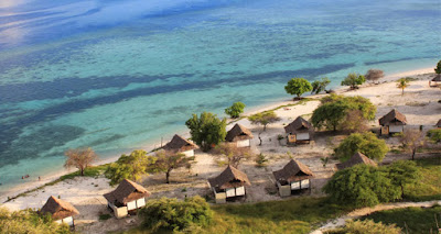 Exploring, komodo national park. kanawe island