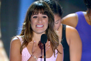 Lea Michele dedicates her Teen Choice Awards for Glee to Cory Monteith 