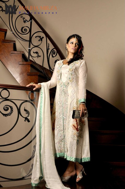 Anila Dada's New Eid Designer Dress Collection 2011 For Women