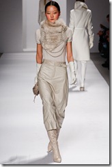 Elie Tahari Fall 2011 Ready-To-Wear Runway Photos 22