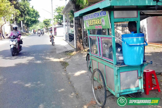 Jual bubur kacang hijau dan ketan hitam