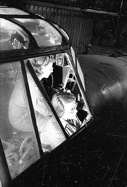 Female aircraft workers in England, 18 March 1942 worldwartwo.filminspector.com