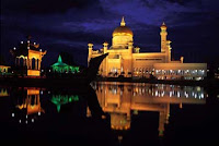 Omar Ali Saifuddien mosque brunei