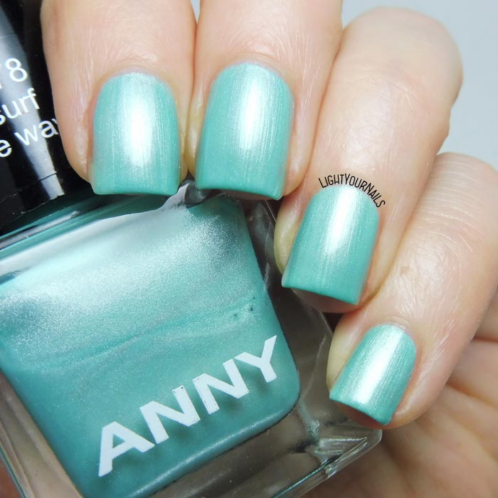 Smalto azzurro acquamarina Anny Surf the Wave aqua blue nail polish #nails #anny #unghie #annycosmetics #douglas #lightyournails