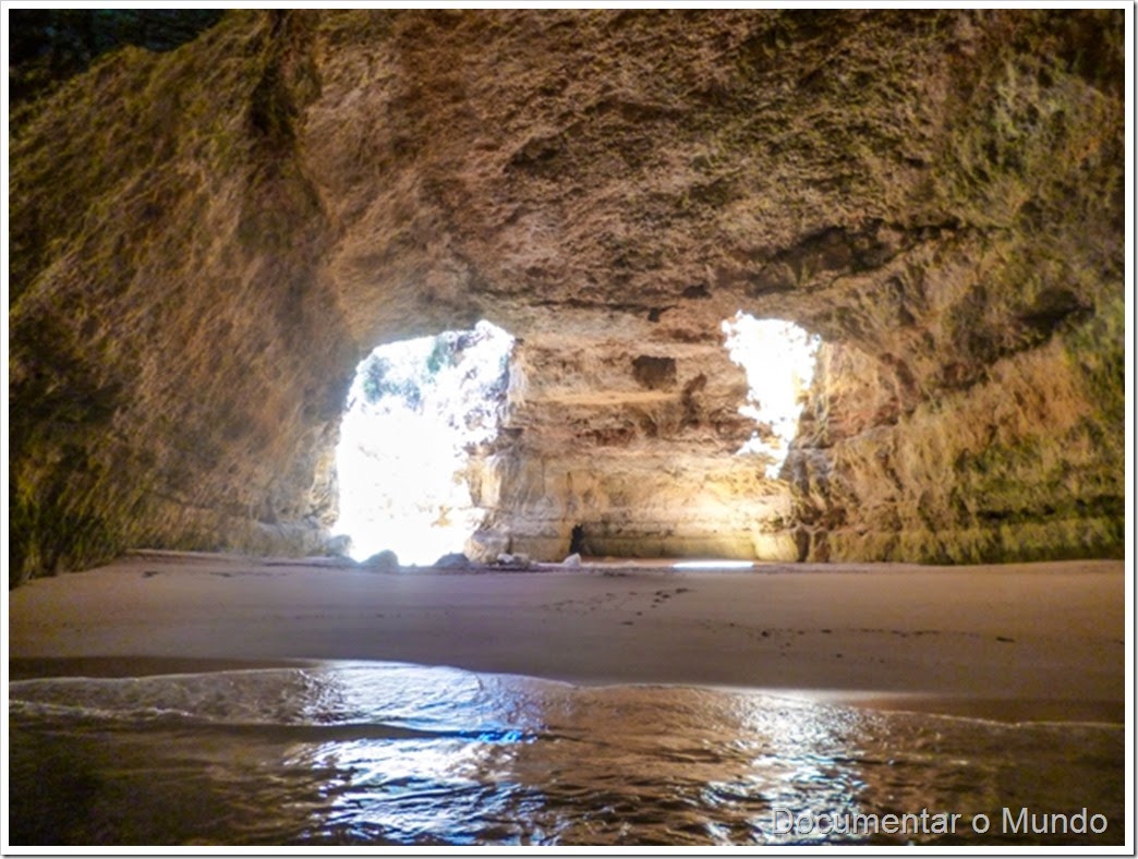 Catedral;  Praias Algarve; Férias Algarve; Grutas Marinhas no Algarve; Sea Caves Algarve; Grotten Fahrt Algarve