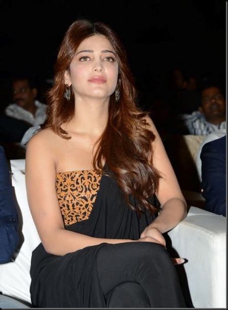 shruthi-hassan-hot-spicy-photos-at-balupu-audio-launch-1