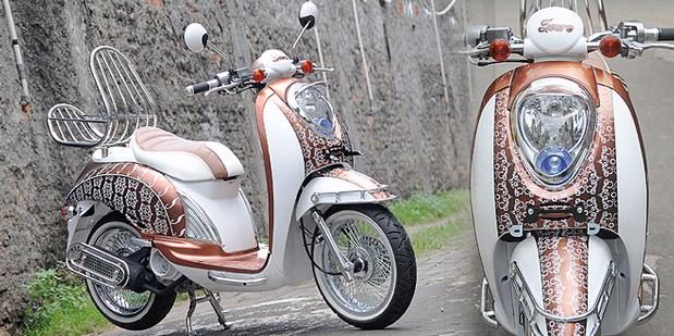  Modifikasi Retro Honda Scoopy2.jpg 