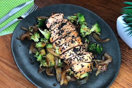 Pollo con Brocoli en LÉKUÉ [al Microondas] Receta fácil en estuche de vapor