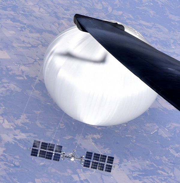 A cropped version of the selfie that was taken by the U-2 pilot observing the Chinese spy balloon as it lurked above the continental United States...on February 3, 2023.