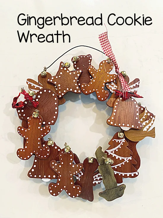 gingerbread cookie wreath with overlay