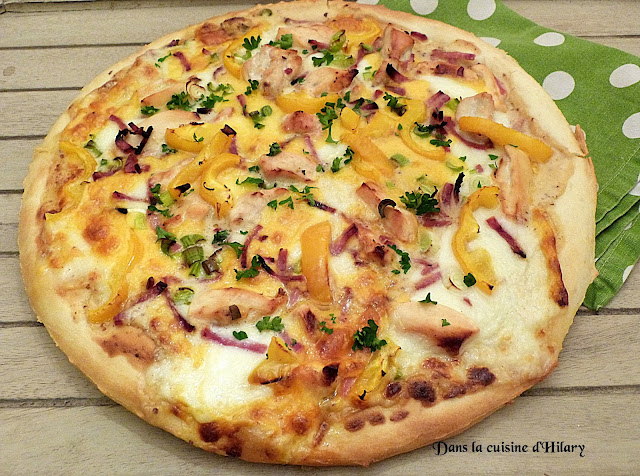 Pizza poulet-bacon sauce moutarde et miel