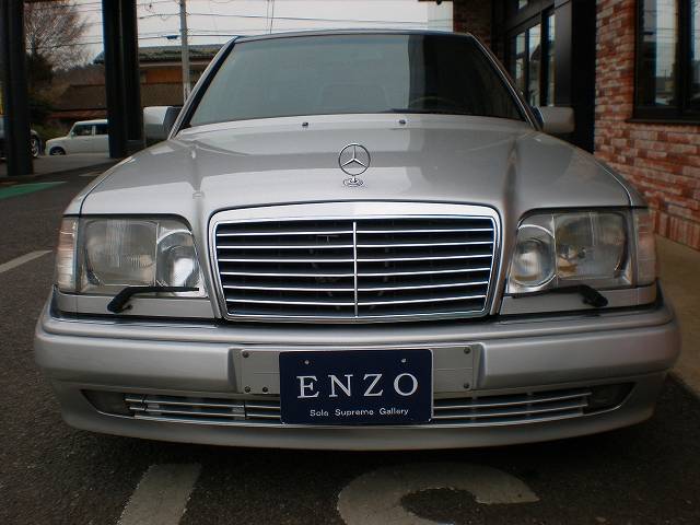 MercedesBenz E500 W124 Silver