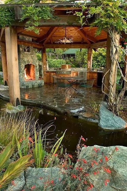 Awesome Outdoor Sitting Spaces With Fireplace As A Focal Point!