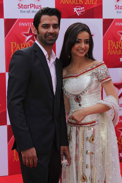 Barun Sobti and Sanaya Irani Couple HD Wallpapers Free Download