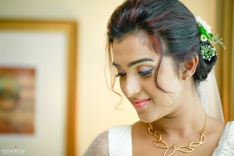 Himasha & Lashendra's wedding at Kingsburry, Colombo