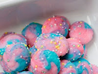 UNICORN FROZEN YOGURT BITES