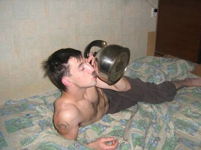 Drunk Russians Seen On lolpicturegallery.blogspot.com