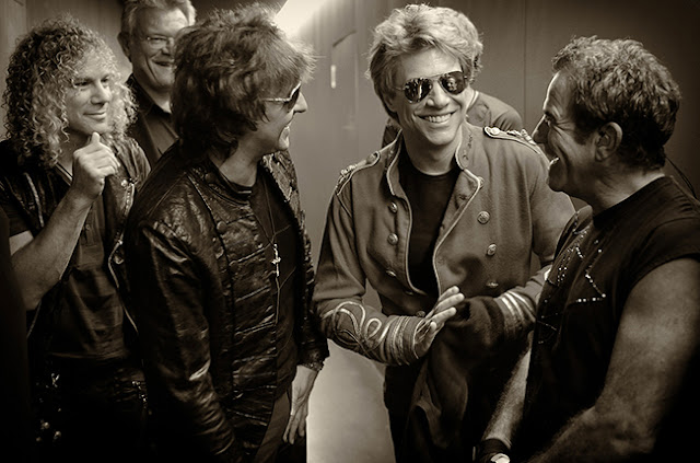  Lirik Lagu Blame It On The Love Of Rock & Roll ~ Bon Jovi 