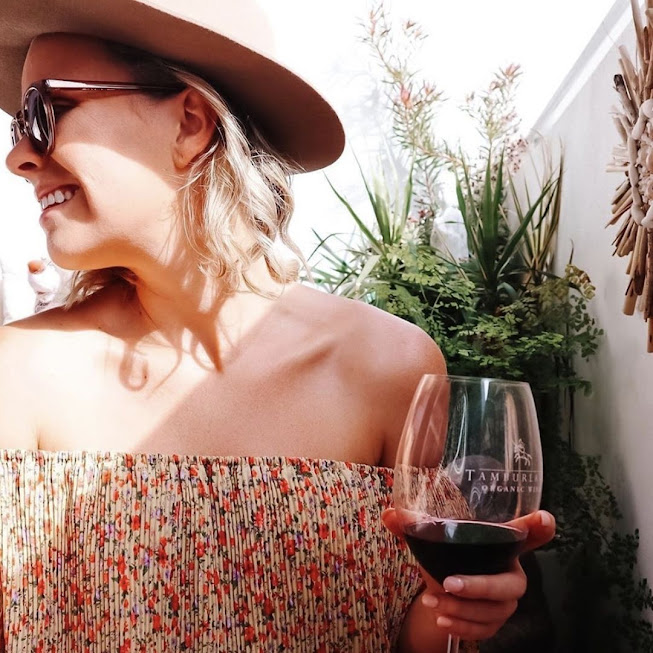 woman drinking preservative free red wine