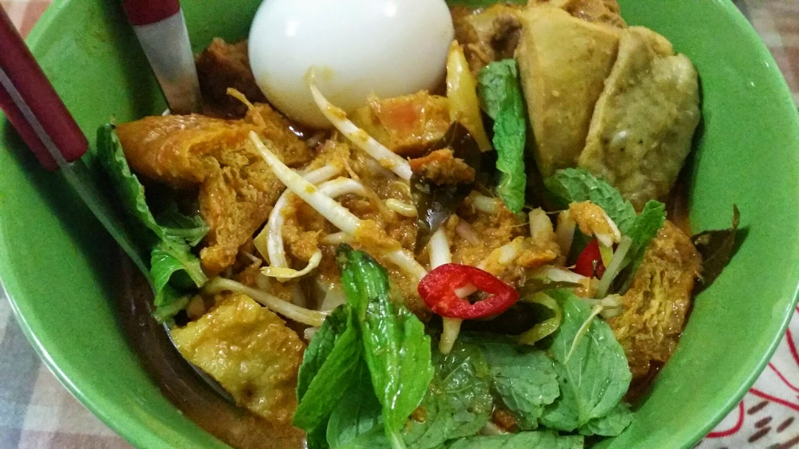 ZULFAZA LOVES COOKING: Mee kari ala nyonya