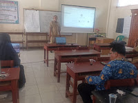 Guru Sepakat Tingkatkan Mutu Soal Ujian