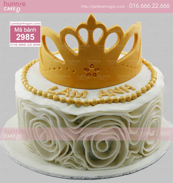 Bánh sinh nhật vương miện mạ vàng xoáy hoa
