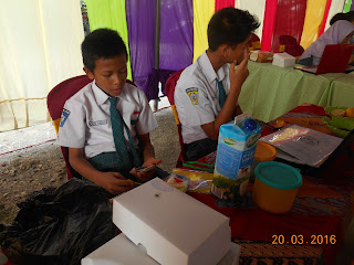 Inilah Foto-foto Finalis 10 Besar Lomba Karya Tulis Ilmiah Tingkat SMP Se Jawa Timur di SMA Hidayatus Salam Gresik